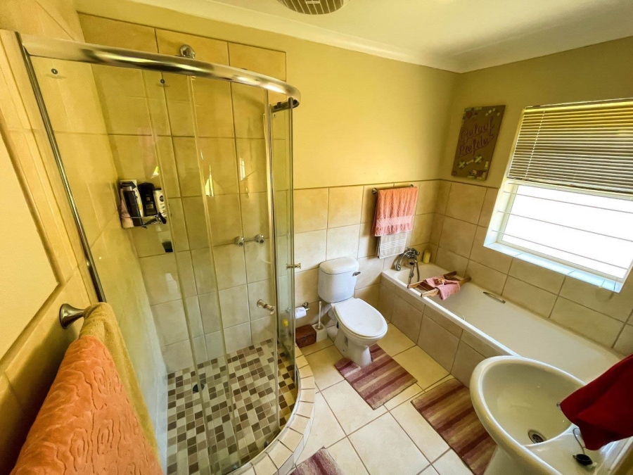 2 Bedroom Property for Sale in Friemersheim Western Cape
